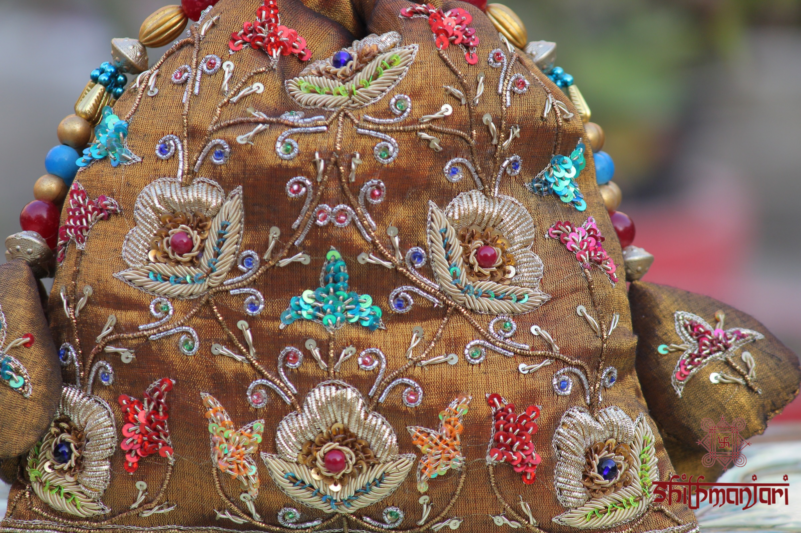 Luxury Ethnic Embroidered Potli Bag with Zari & Sequin Detailing (Traditional Ethnic Clutch)