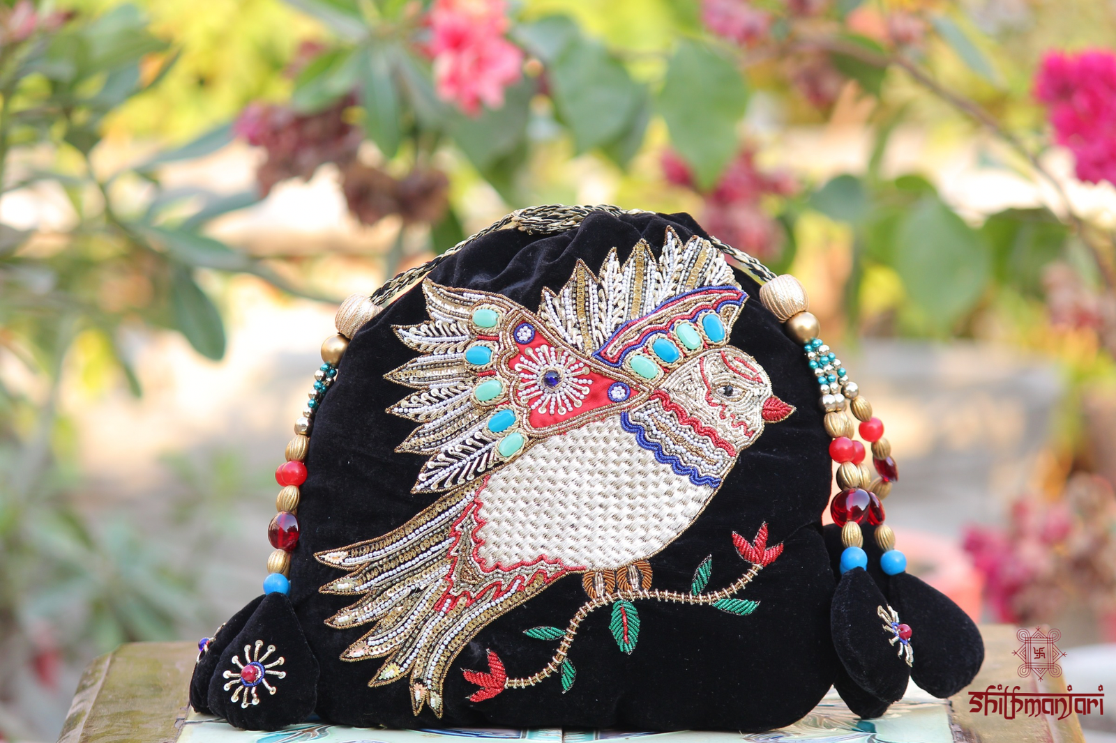 Noor Pankh Gold Potli with Artistic Beaded Detailing (Premium Ethnic Clutch)